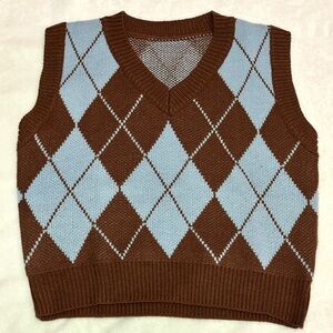 Shein Brown and Blue Argyle Sweater Vest - Size M